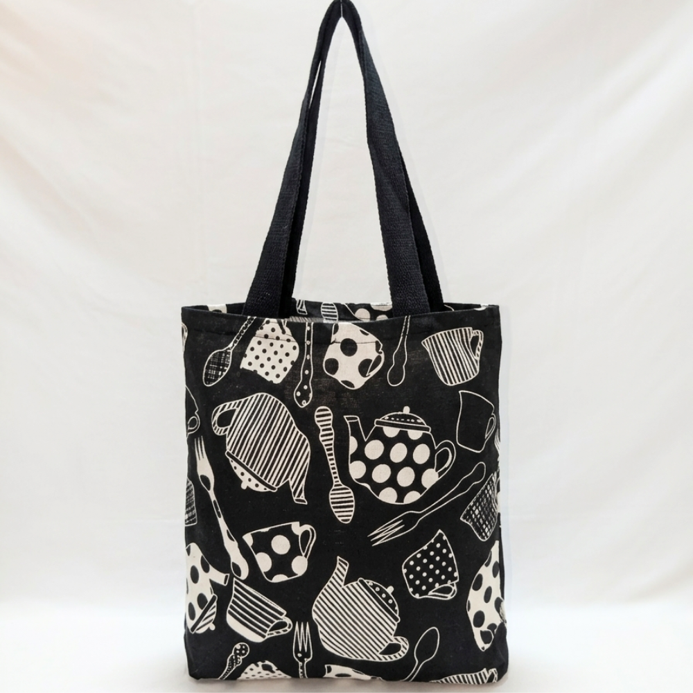 Simple Tote - Cup and Saucer