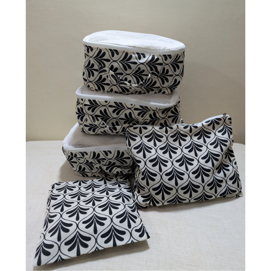 Travel Organiser - Black and White Motives