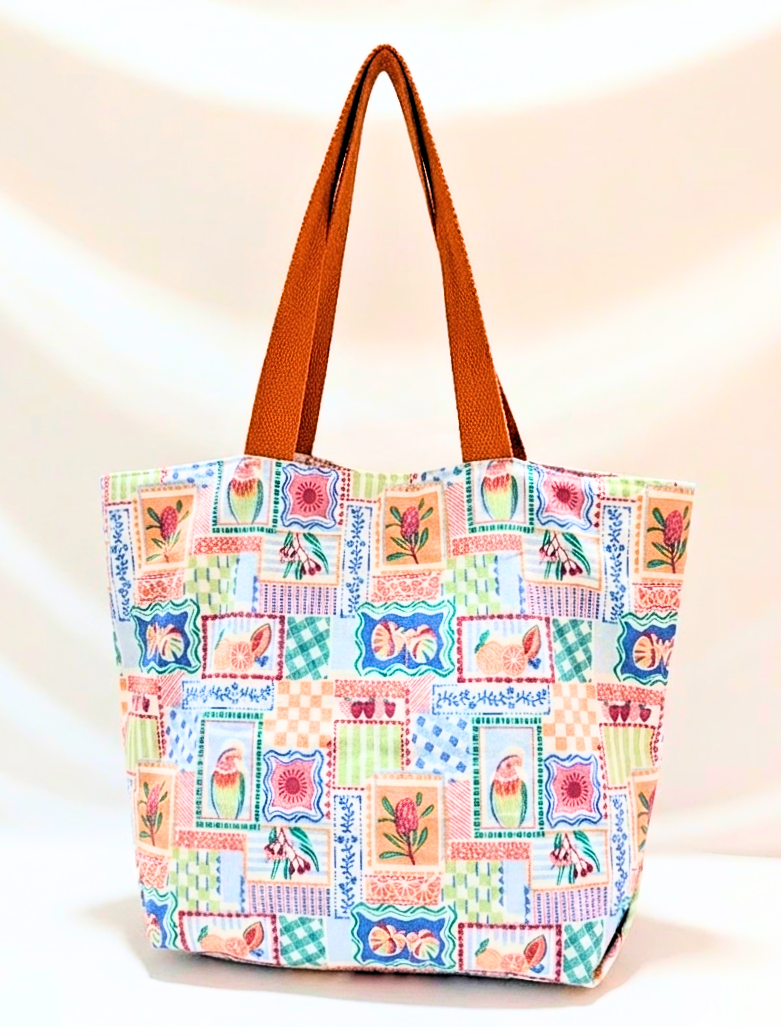 Maxi Tote - White and Orange