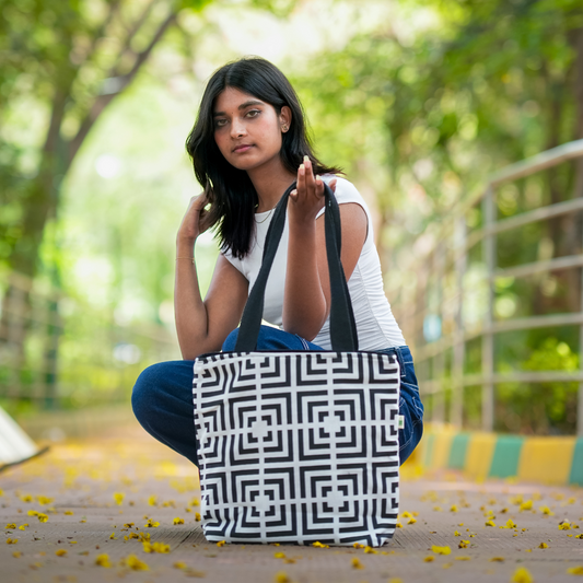 Cotton Zipper Tote - Geometric Pattern